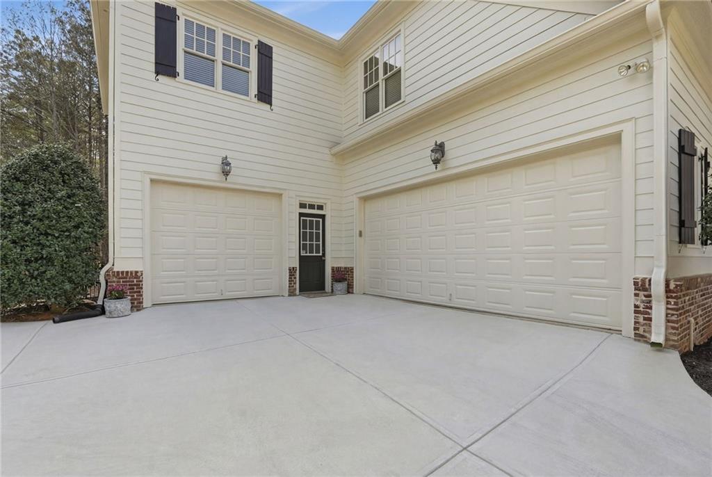 5069 Tarry Glen Drive