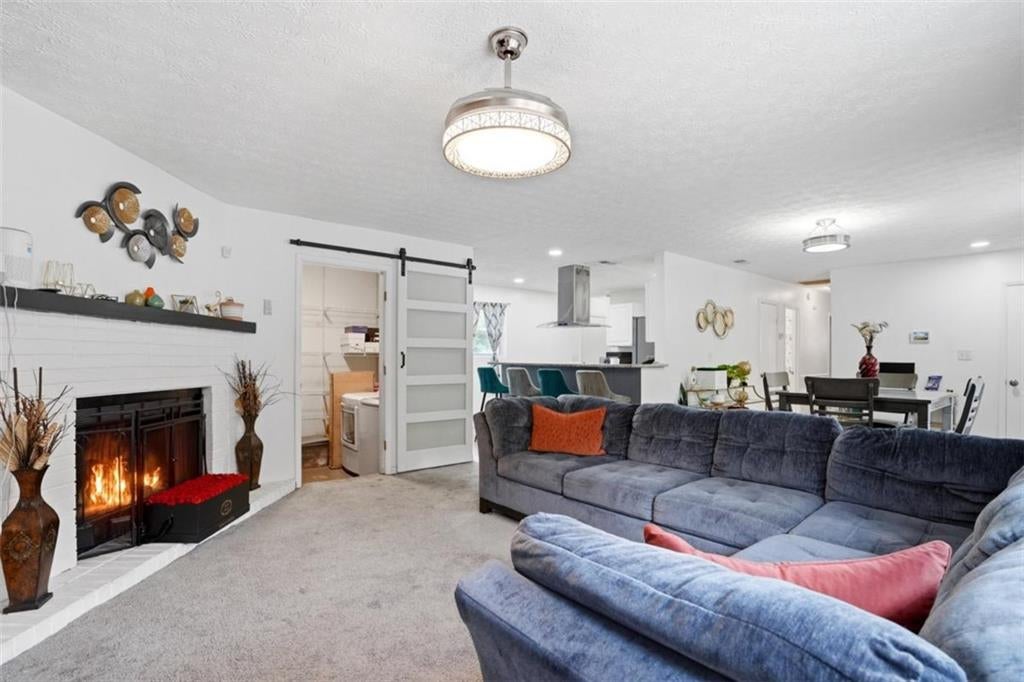 405 King Arthur Court