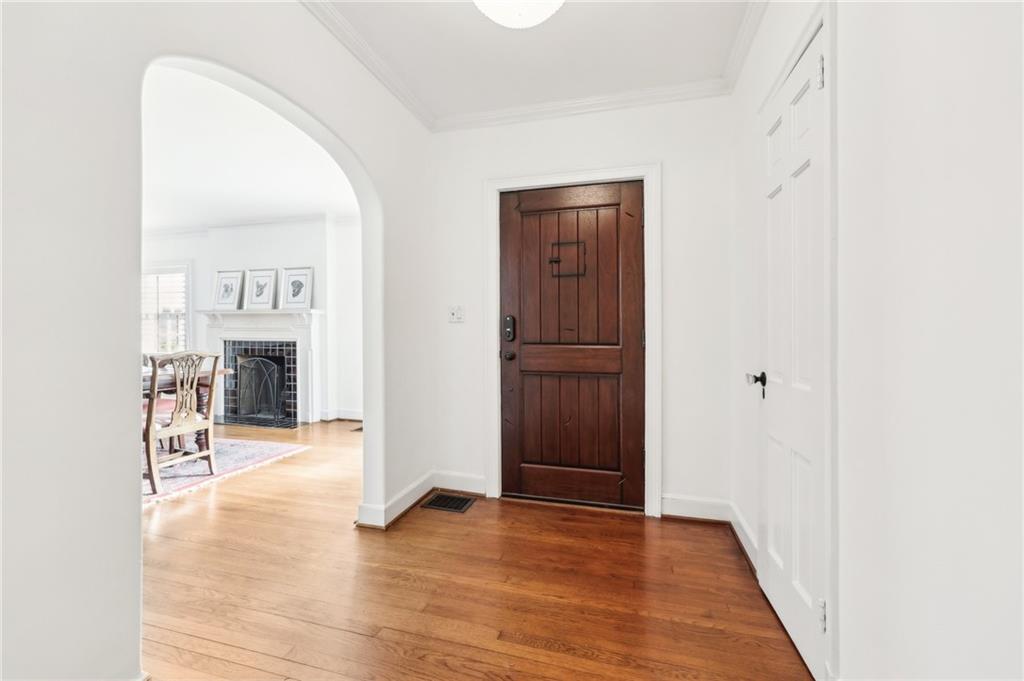 3930 Peachtree Dunwoody Road NE