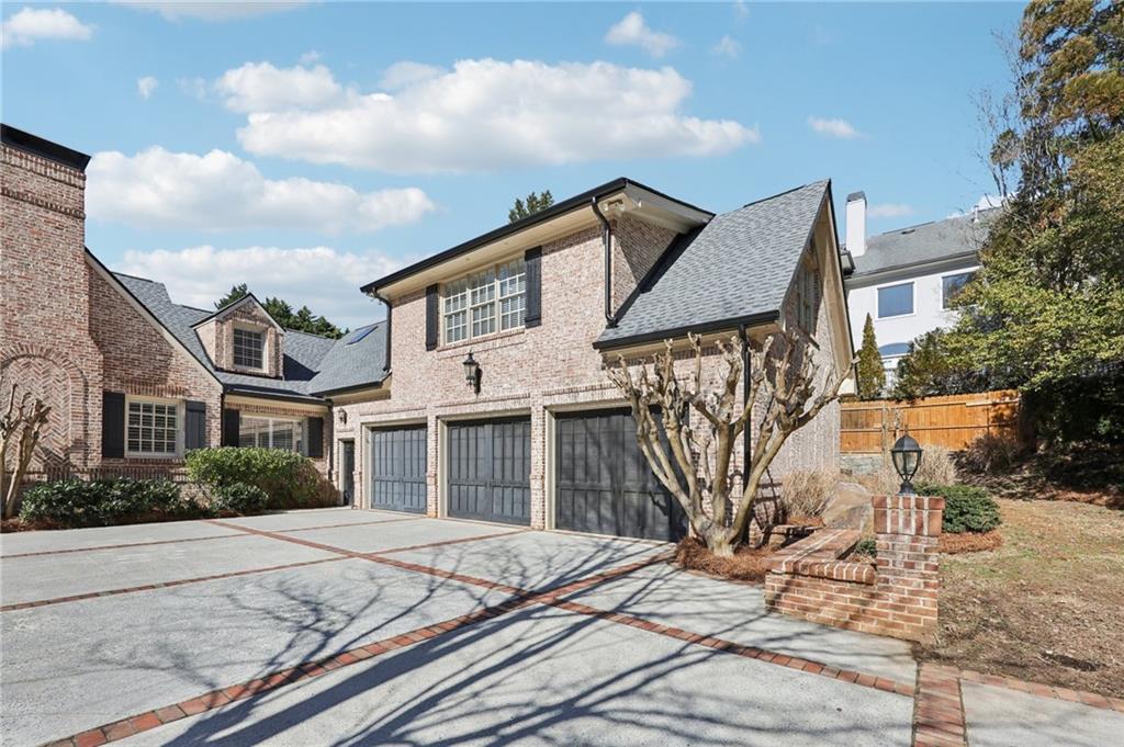 3930 Peachtree Dunwoody Road NE