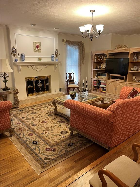 3911 Millwood Lane NW