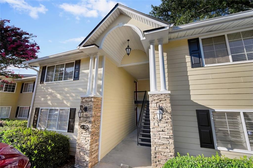 Fantastic opportunity in Brookhaven. Spacious open floor-plan lives large! The living room is very spacious and has views to the dining area, and a sunroom! The sunroom has tile floors and nice big windows. There is also an oversized storage closet perfect for the "extra" stuff you have but don't have aspace for! Nice views to a large green space and the community pool area too! The dining area is perfect for casual dining and entertaining. The kitchen has an abundance of storage with custom cabinetry, stone countertops, task lighting, and fantastic counter space. Full hall bath is tiled and offers a tub/shower and vanity with storage.Large bedroom with large picture windows lets in the light and views. The walk-in closet offers great storage, and opens to a full size laundry room with additional shelving.On-sit amenities are just outside your front door. Beautiful resort style swimming pool, fitness center, and a dog-park! The community is gated and the landscaped grounds well maintained.Briarwood Park is just across the street, and the village vibe of Dresden Brookhaven is just around the corner. MARTA, Brookhaven City Center, Town Brookhaven, international culture of shops and restaurants on Buford Highway, minutes to Buckhead, and intown! Easy access to GA 400/I-85, Lenox and Phipps! This is it!