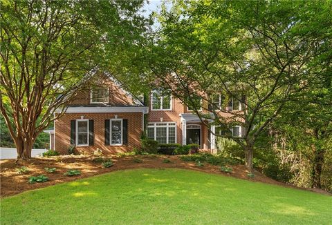 Homes For Sale - 1891 Cedar Cliff Drive<br/> Cobb County, Smyrna, GA 30080