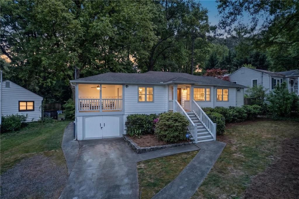 1085 Briar Vista Terrace NE