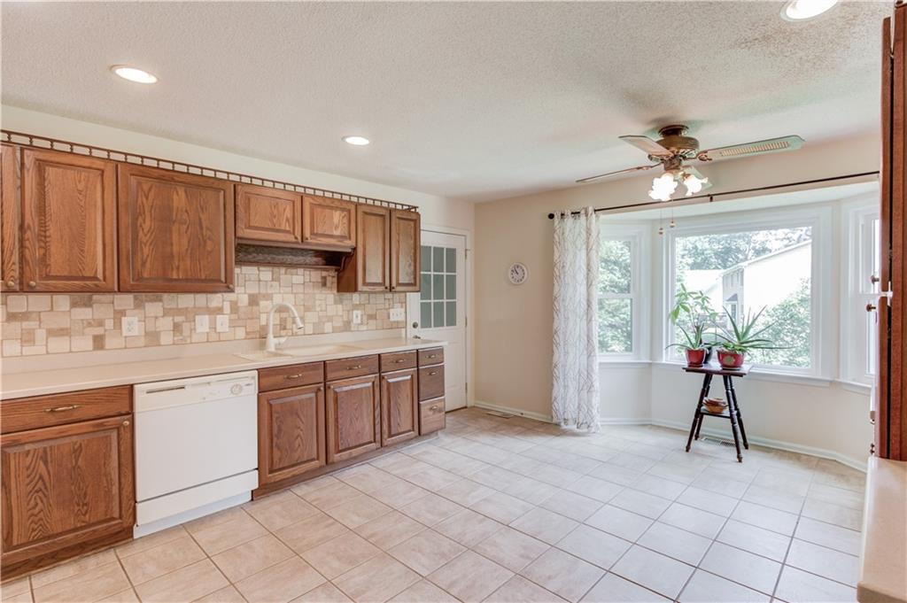 101 Fernwood Court