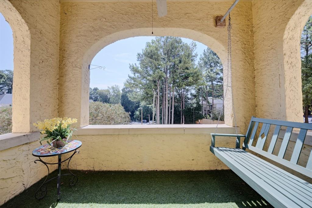 2855 Peachtree Road NE 116