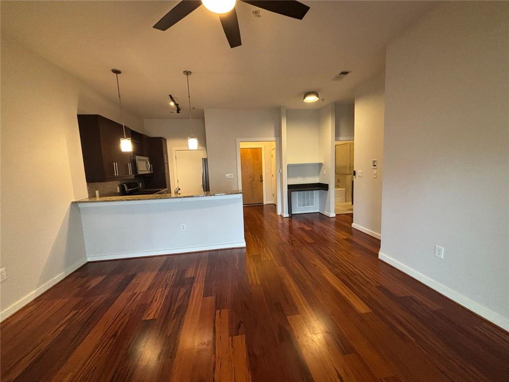 870 Inman Village Parkway NE 405