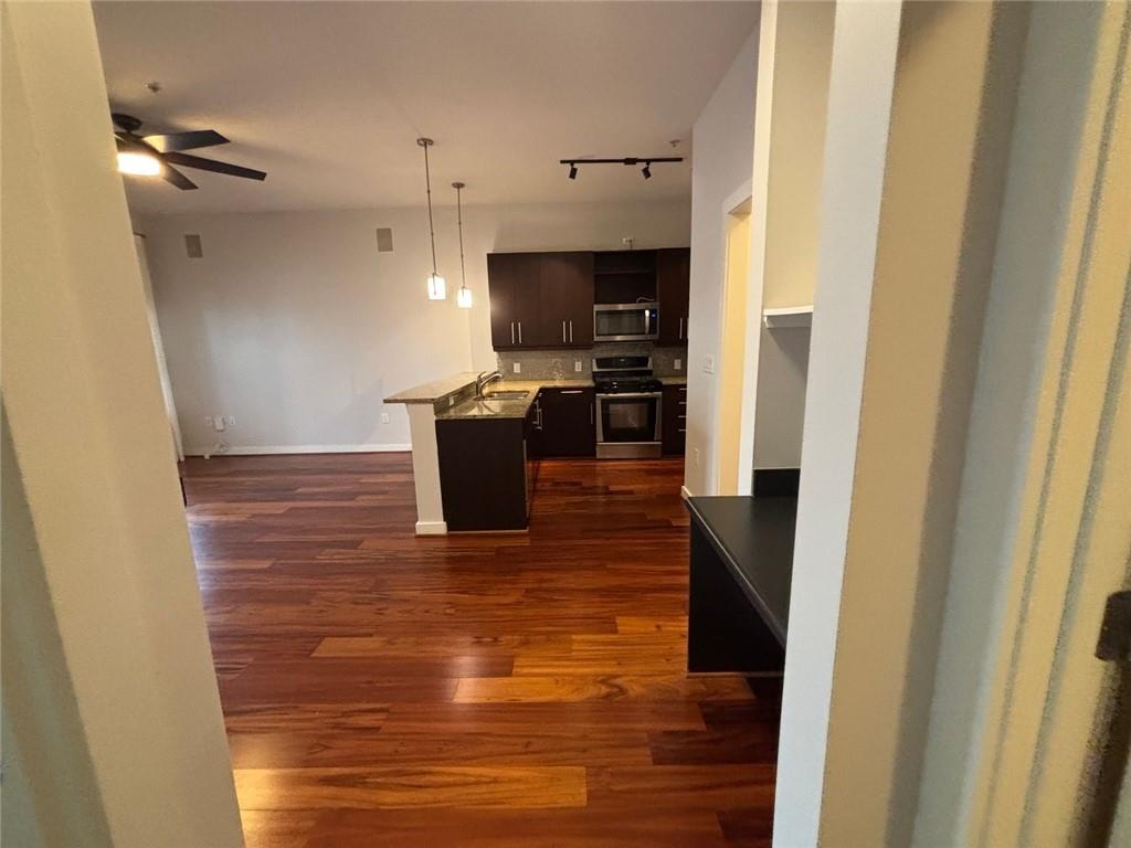 870 Inman Village Parkway NE 405