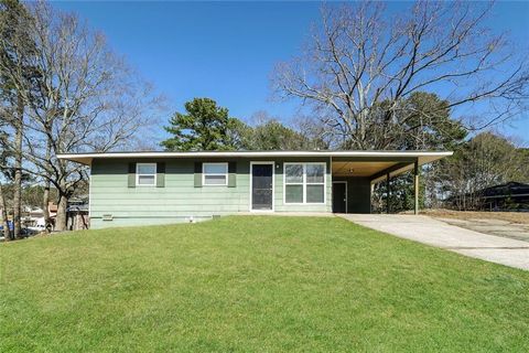 Homes For Sale - 6626 Imperial Drive<br/> Morrow, GA 30260