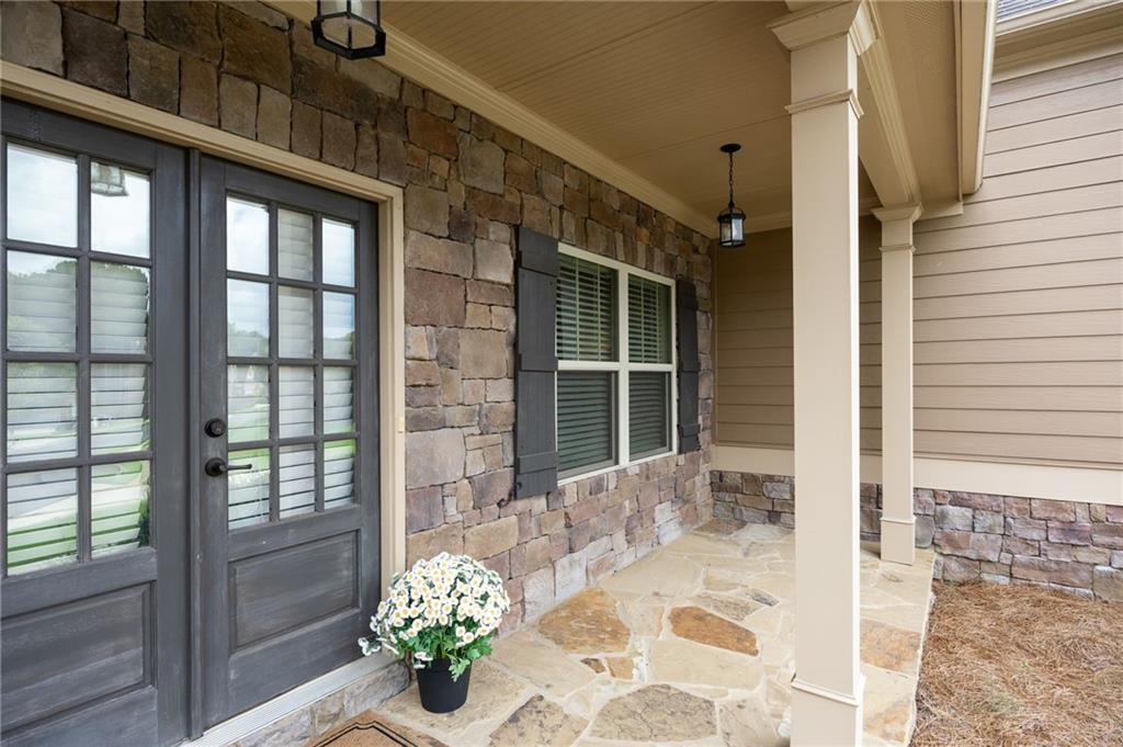 60 Amberlily Court