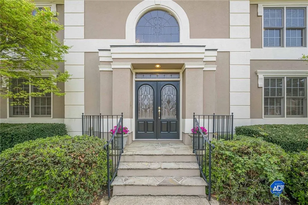 Cumming, Georgia 30040, United States, 4 Bedrooms Bedrooms, ,5 BathroomsBathrooms,Residential,Active,103429