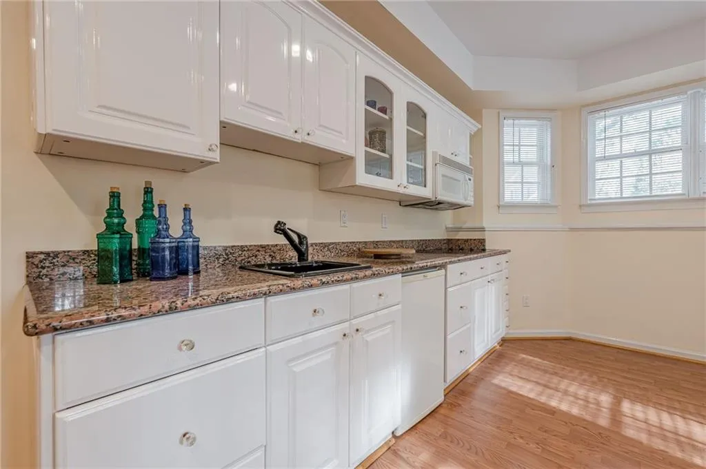 Cumming, Georgia 30040, United States, 4 Bedrooms Bedrooms, ,5 BathroomsBathrooms,Residential,Active,103429