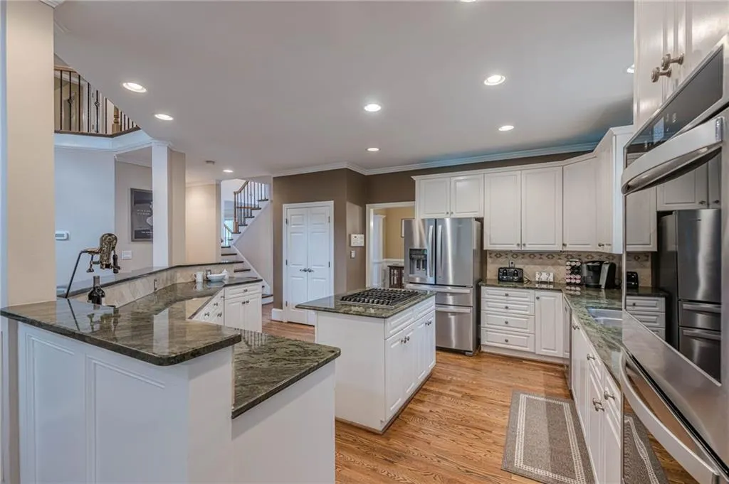 Cumming, Georgia 30040, United States, 4 Bedrooms Bedrooms, ,5 BathroomsBathrooms,Residential,Active,103429