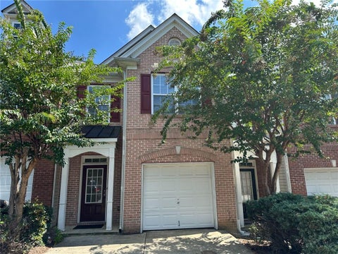 Townhouse For Rent - 3880 Grovemont Place<br/> Duluth, GA 30096
