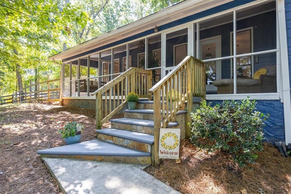 1055 Acworth Due West Road NW