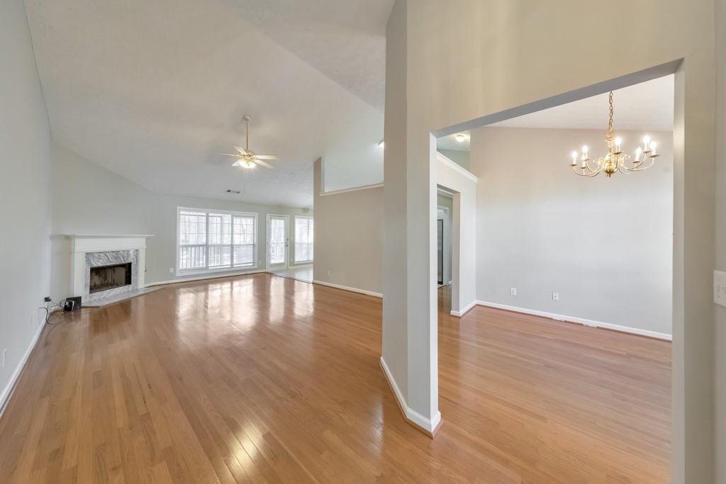 868 Ashley Crossing Lane