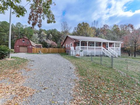 A home in Fairmount