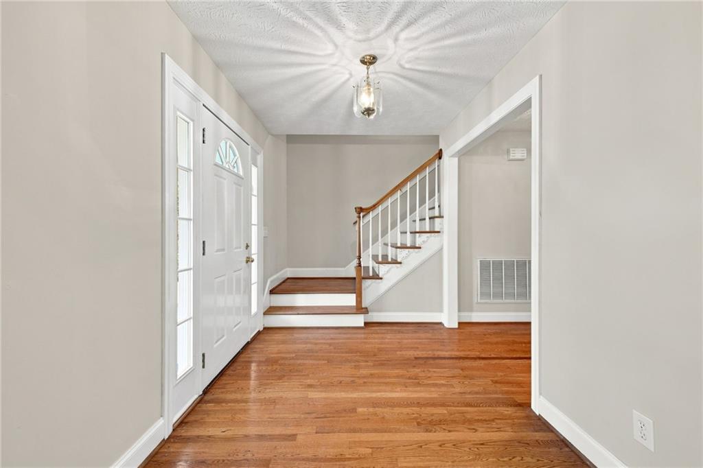 83 Bryant Road SW