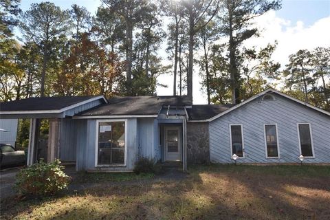 2238 Leslie Brook Drive Decatur GA 30035