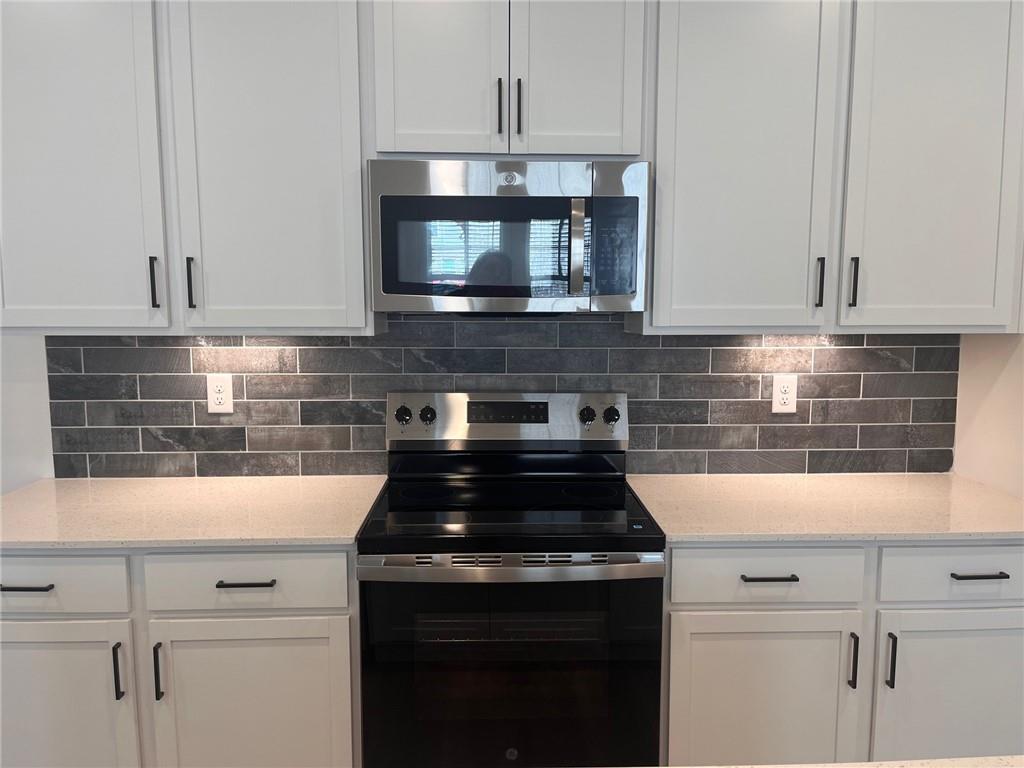 3126 Marbella Circle 13