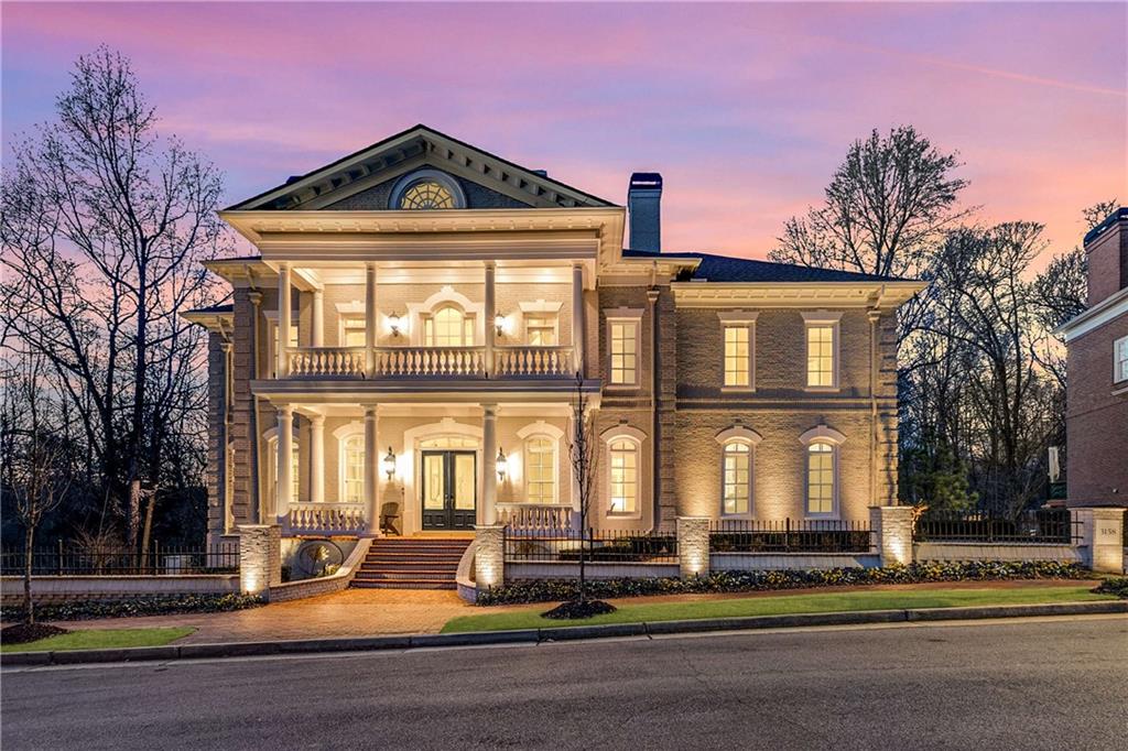 3158 E Addison Drive