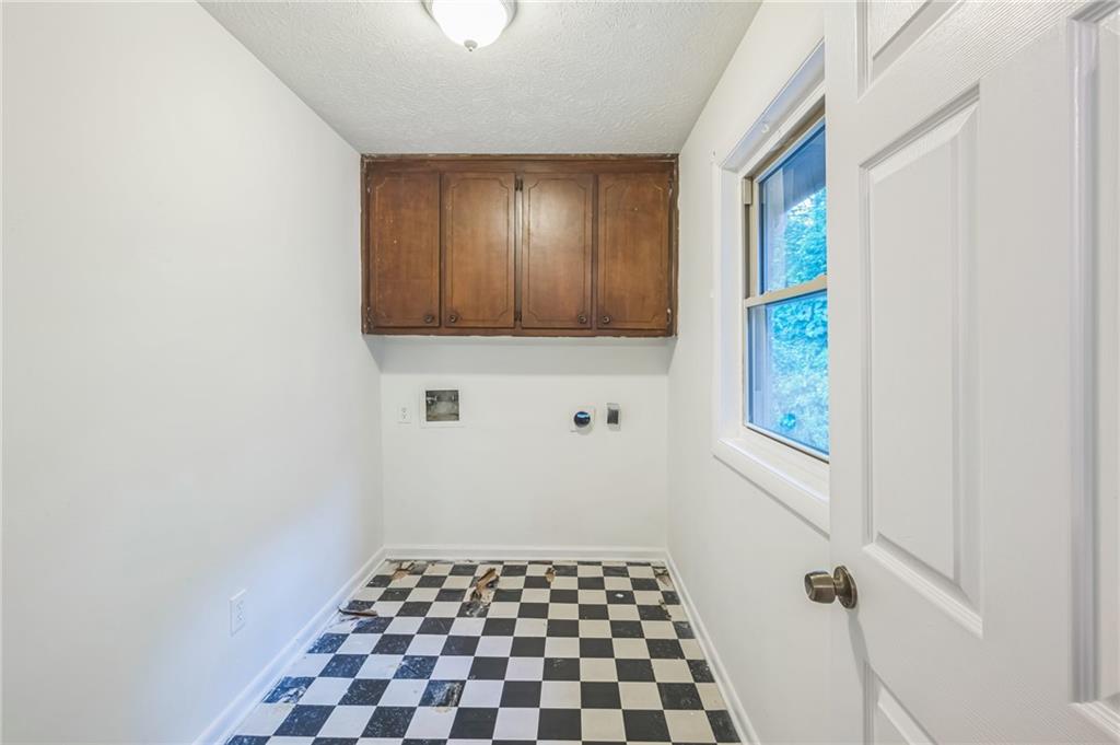 1526 Tanglewood Way, Conyers, Georgia image 7
