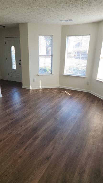 1075 Litchfield Way SW