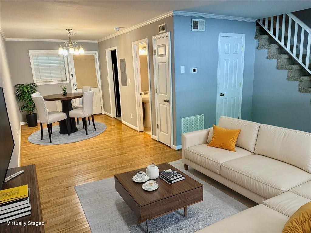 Pine Pointe at Johnson Estates - Residential