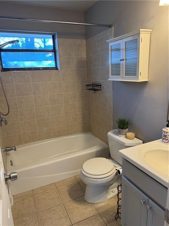 Pine Pointe at Johnson Estates - Residential