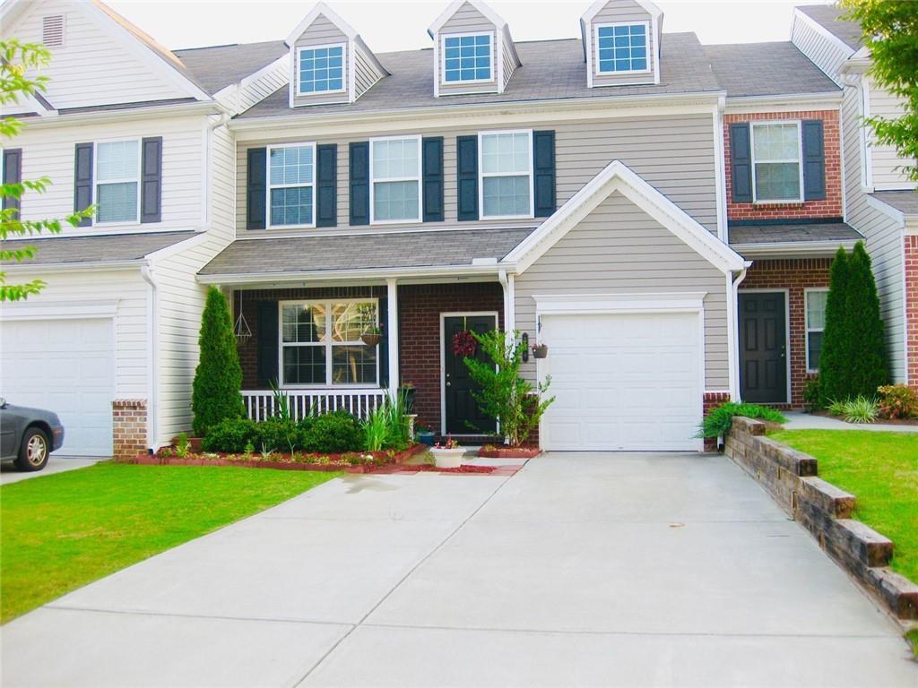 Three Large Bedrooms, Two full & one-half bath, Family Room with Fireplace, Separate Living Room, Dining Room, Breakfast Room, Galley Kitchen with Refrigerator, Stove, Microwave, Dishwasher, Garbage Disposal, LVP floors, Washer/Dryer included. View of the pond from the back patio. Single-car garage and parking for two additional cars. Pool, Playground. Available now
This home was remodeled, featuring new light fixtures, a remodeled kitchen with new countertops, and updated cabinetry. New flooring.