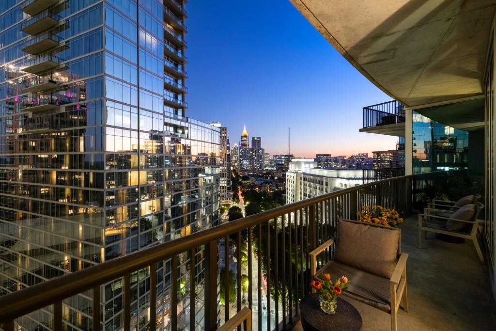 1010 Midtown - Residential