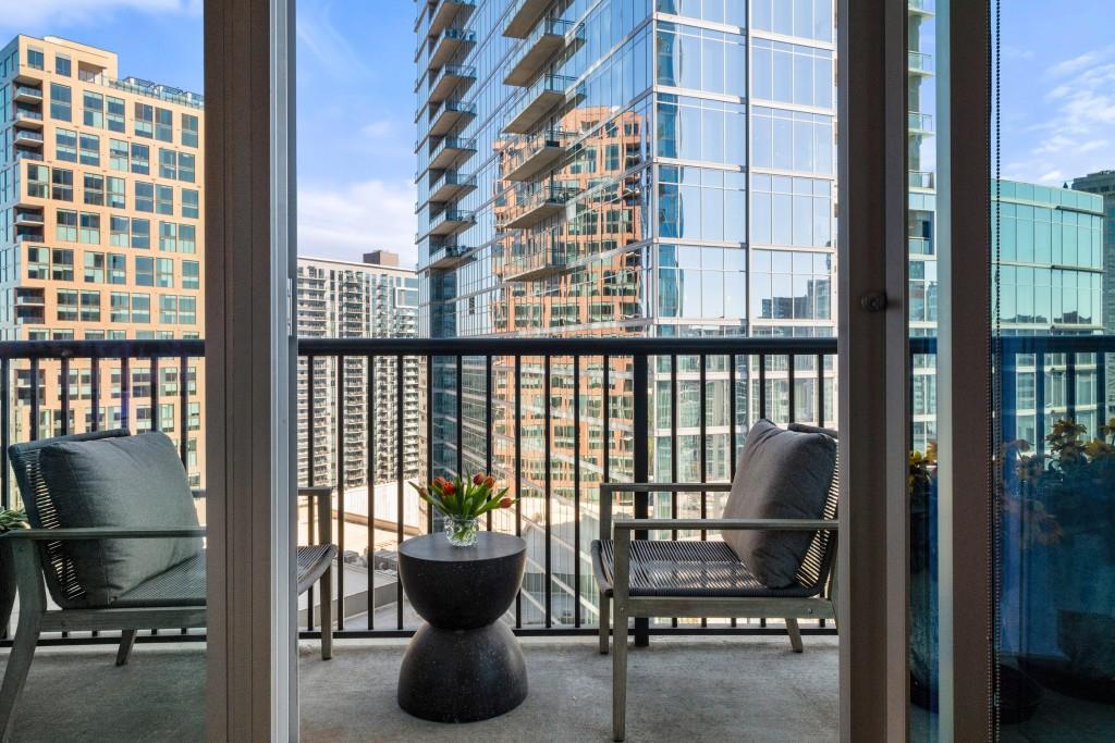 1010 Midtown - Residential