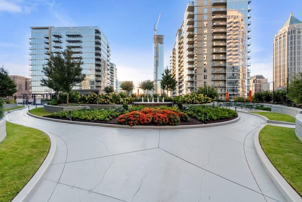 1010 Midtown - Residential