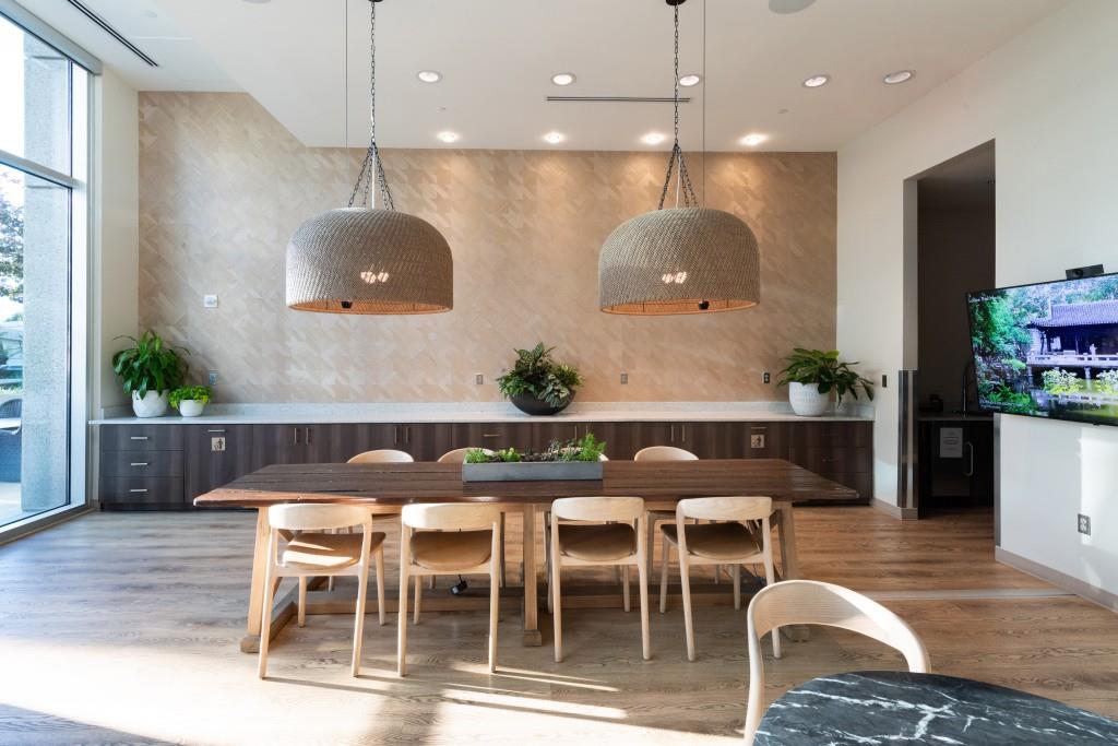 1010 Midtown - Residential