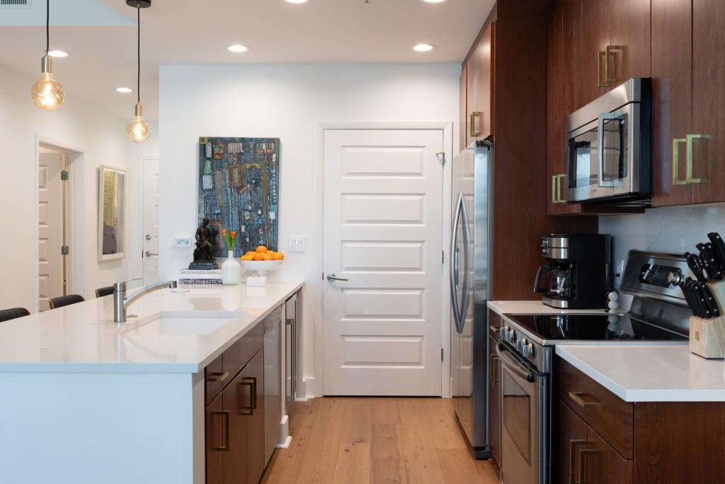 1010 Midtown - Residential