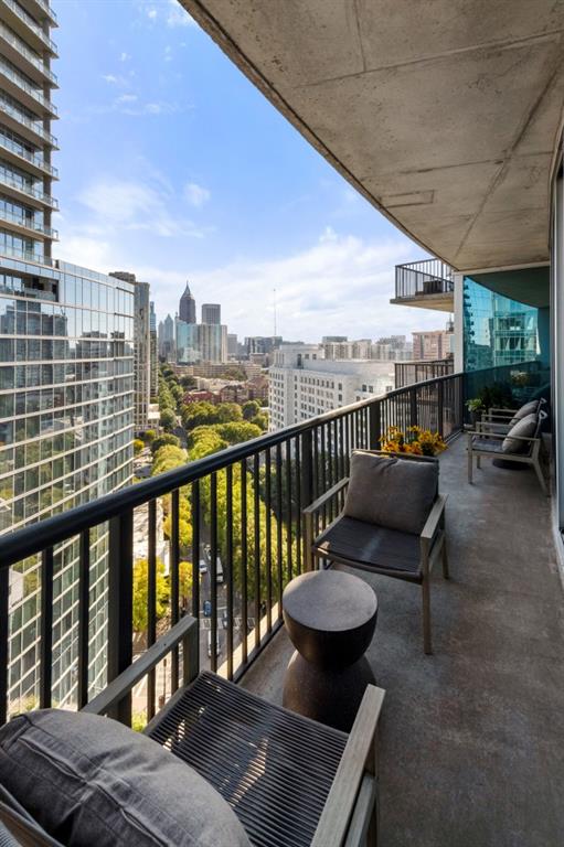1010 Midtown - Residential