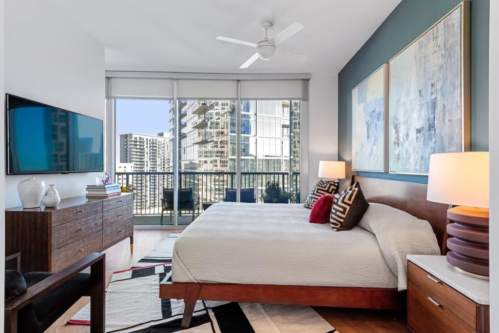 1010 Midtown - Residential