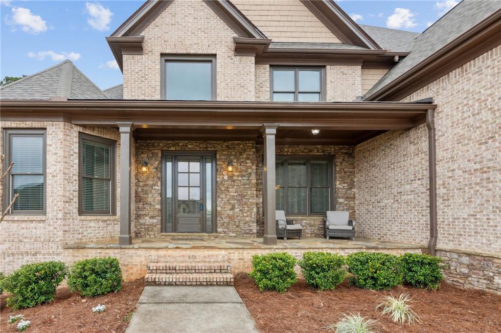 2428 Sunflower Drive, Hoschton, Georgia image 3