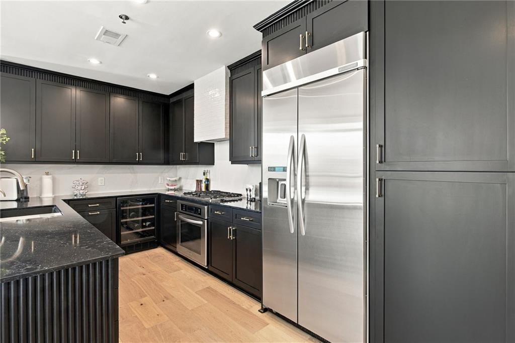 270 17th Street NW 901