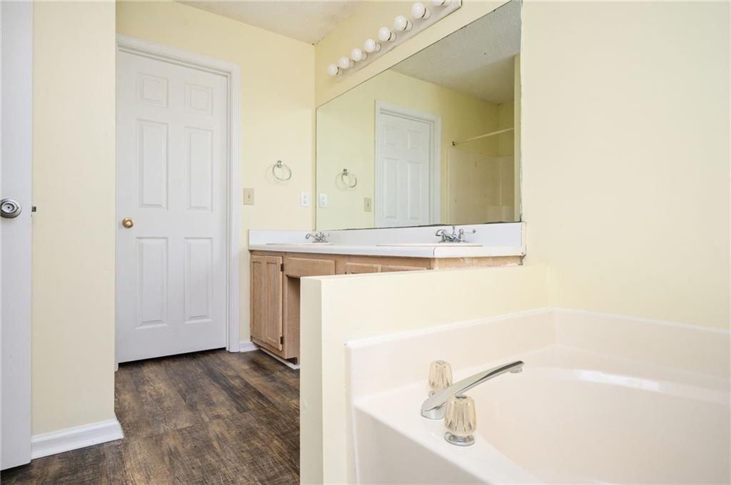 4157 Lake Mist Drive, Kennesaw, Georgia image 18