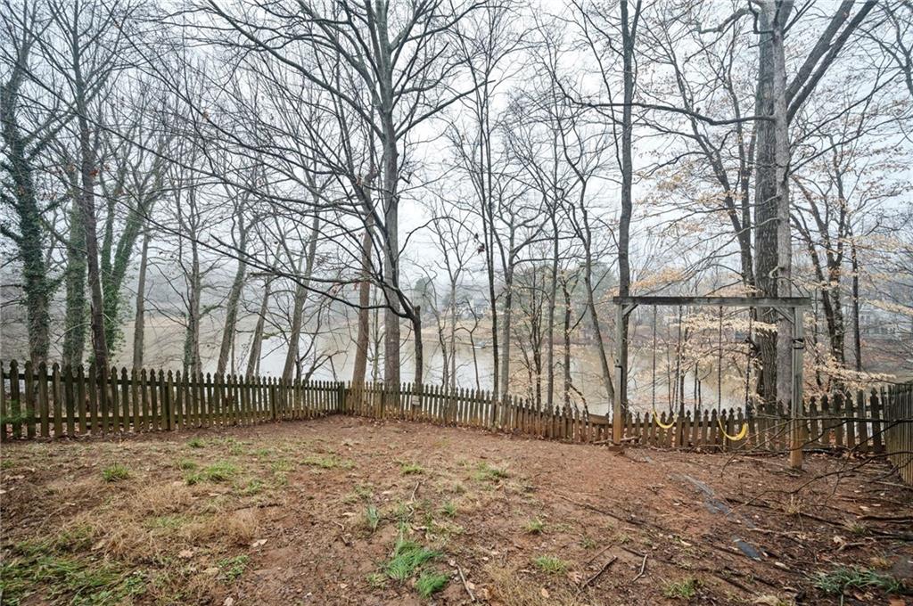 4157 Lake Mist Drive, Kennesaw, Georgia image 25