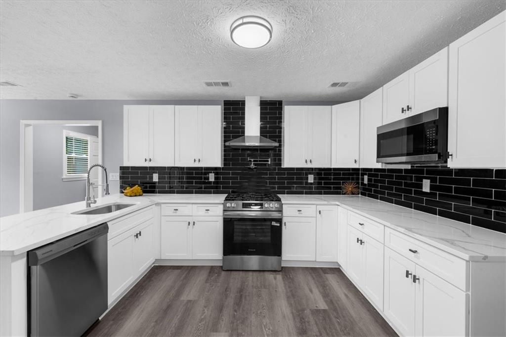 4605 Tims Place, Snellville, Georgia image 3