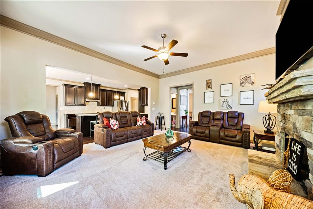 5927 Mountain Laurel Walk, Flowery Branch, Georgia image 8