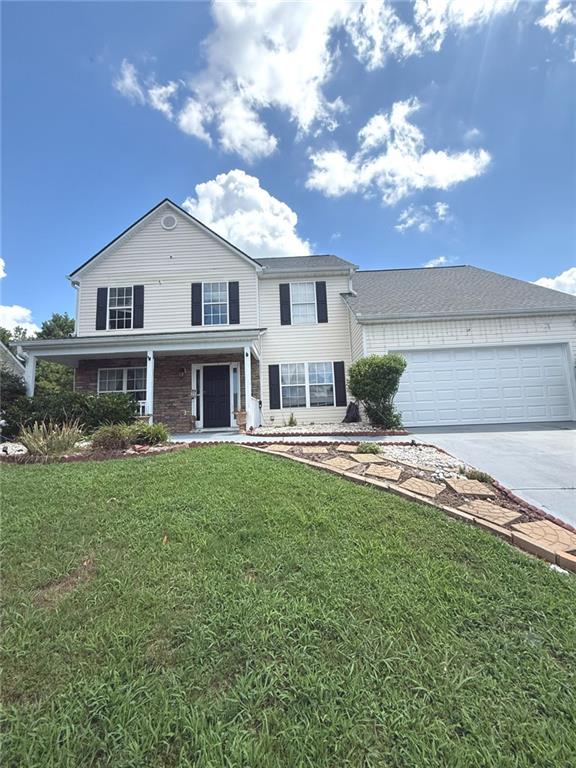 This beautiful house is located in one of the top School district in Gwinnett county . The property offer 4 spacious bedrooms and 2 /1 baths , with hardwood floors and cozy patio for relaxing afternoons or family gatherings . Located in a convenient Cul-del-sac and very peaceful neighborhood . Great property for the price!! Buyer will get a $2000 towards CC OR BUYDOWN WITH THE PREFER LENDER EDGE HOME FINANCE.