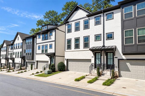 Townhouse For Sale - 1322 Stanley Park Drive #142<br/> Decatur, GA 30033