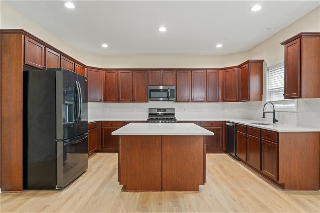 122 Crestmont Drive, Canton, Georgia image 16