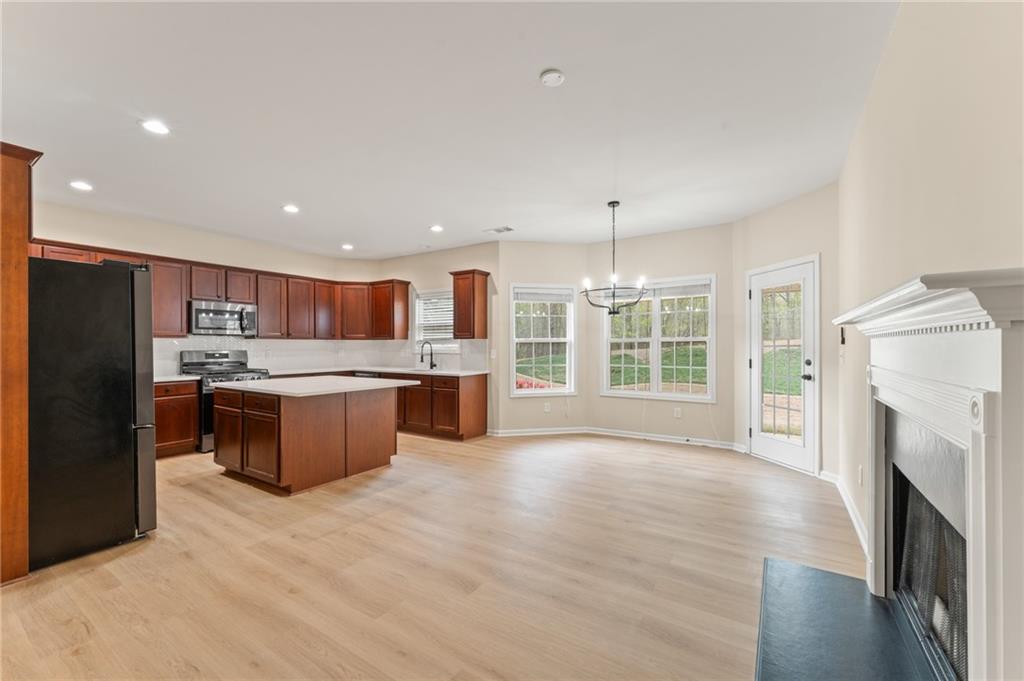 122 Crestmont Drive, Canton, Georgia image 15