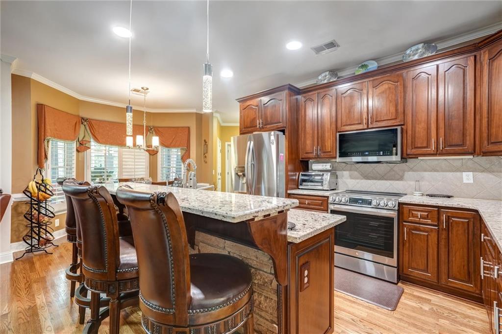 211 Graymist Path