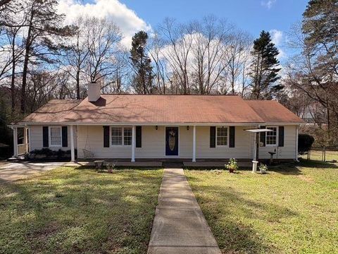 Homes For Sale - 110 Kline Circle<br/> Spalding County, Griffin, GA 30224