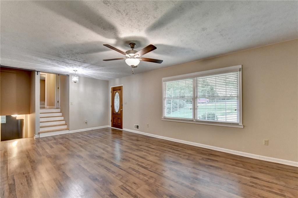 2414 Robin Hood Place